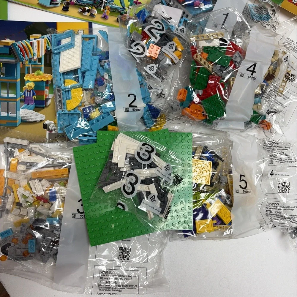 LEGO Creator 3-in-1 31119 Ferris Wheel Set 1002 pcs Ages 9+ Brick Separator New